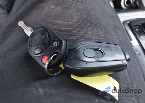 2010 Ford Fusion Se из США, поврежденный, VIN 3FAHP0HA0AR430226